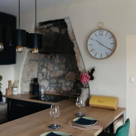 Apartment Mila Strilcici